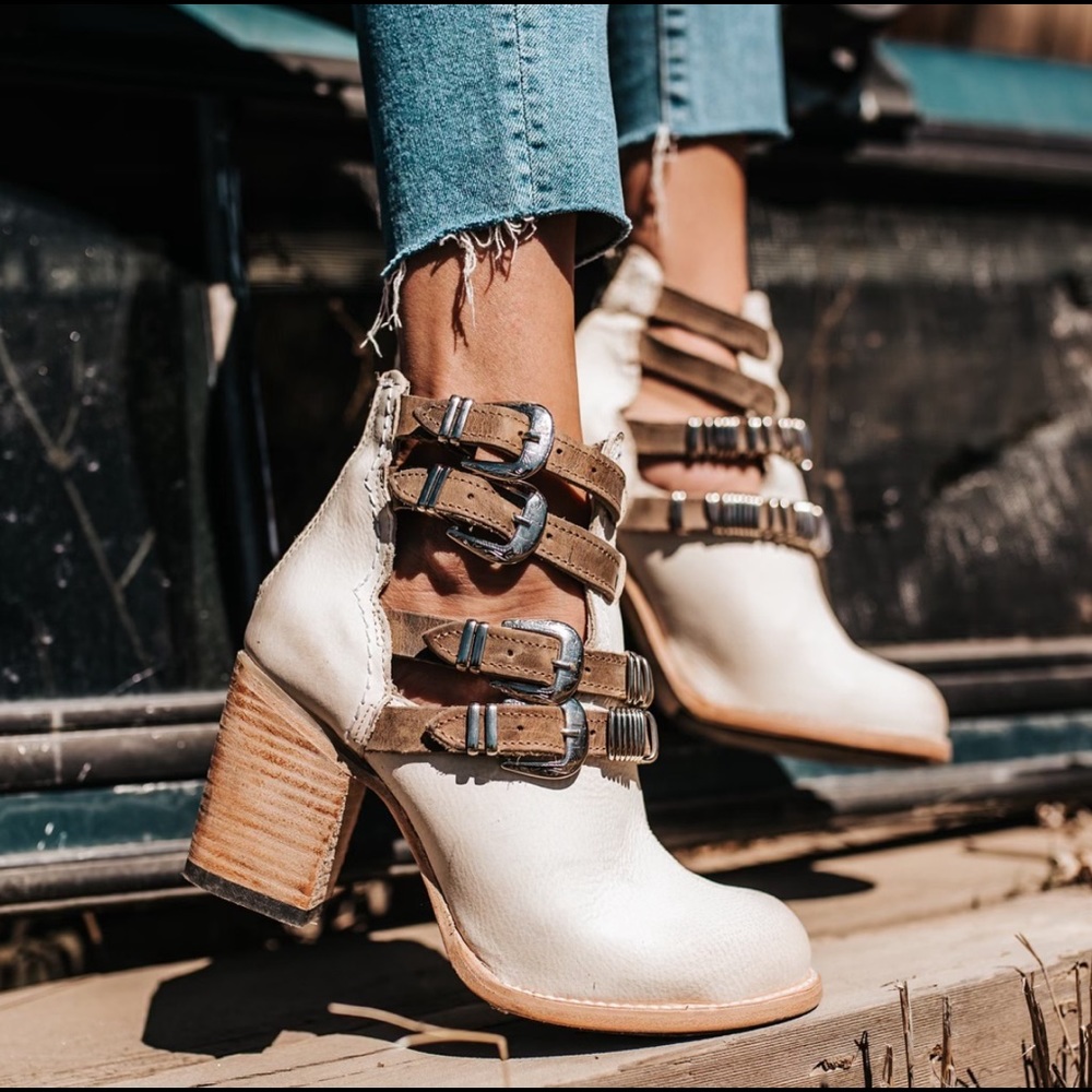 FREEBIRD Savannah Beige Multi